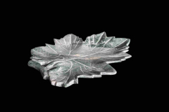 2022-Trtni-list-4x36x28-cm